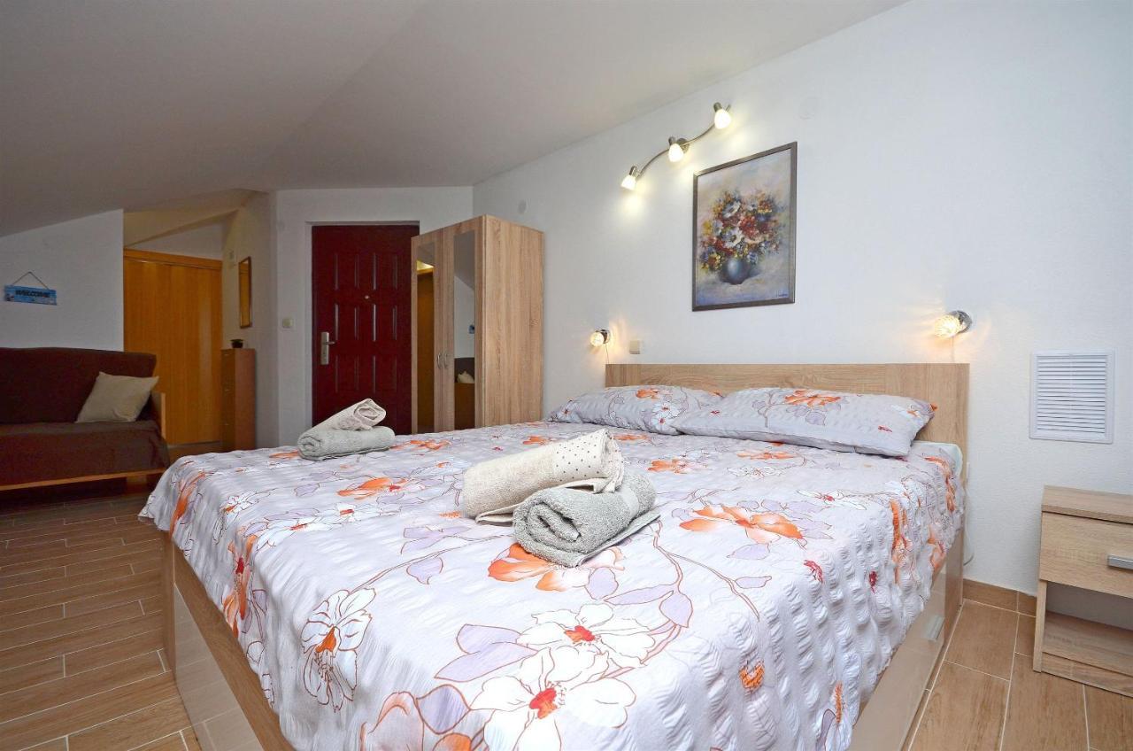 Apartment Katarina *