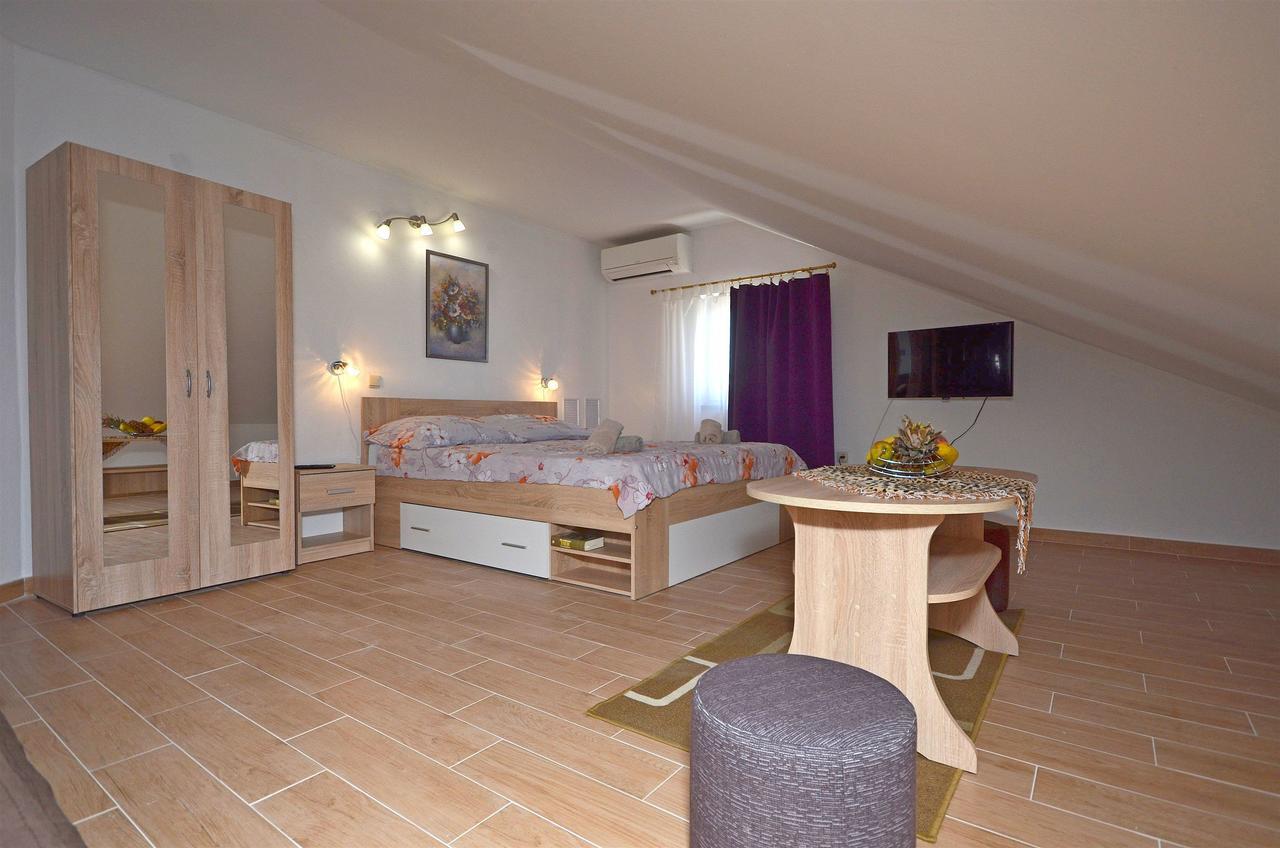 Apartment Katarina Vodice