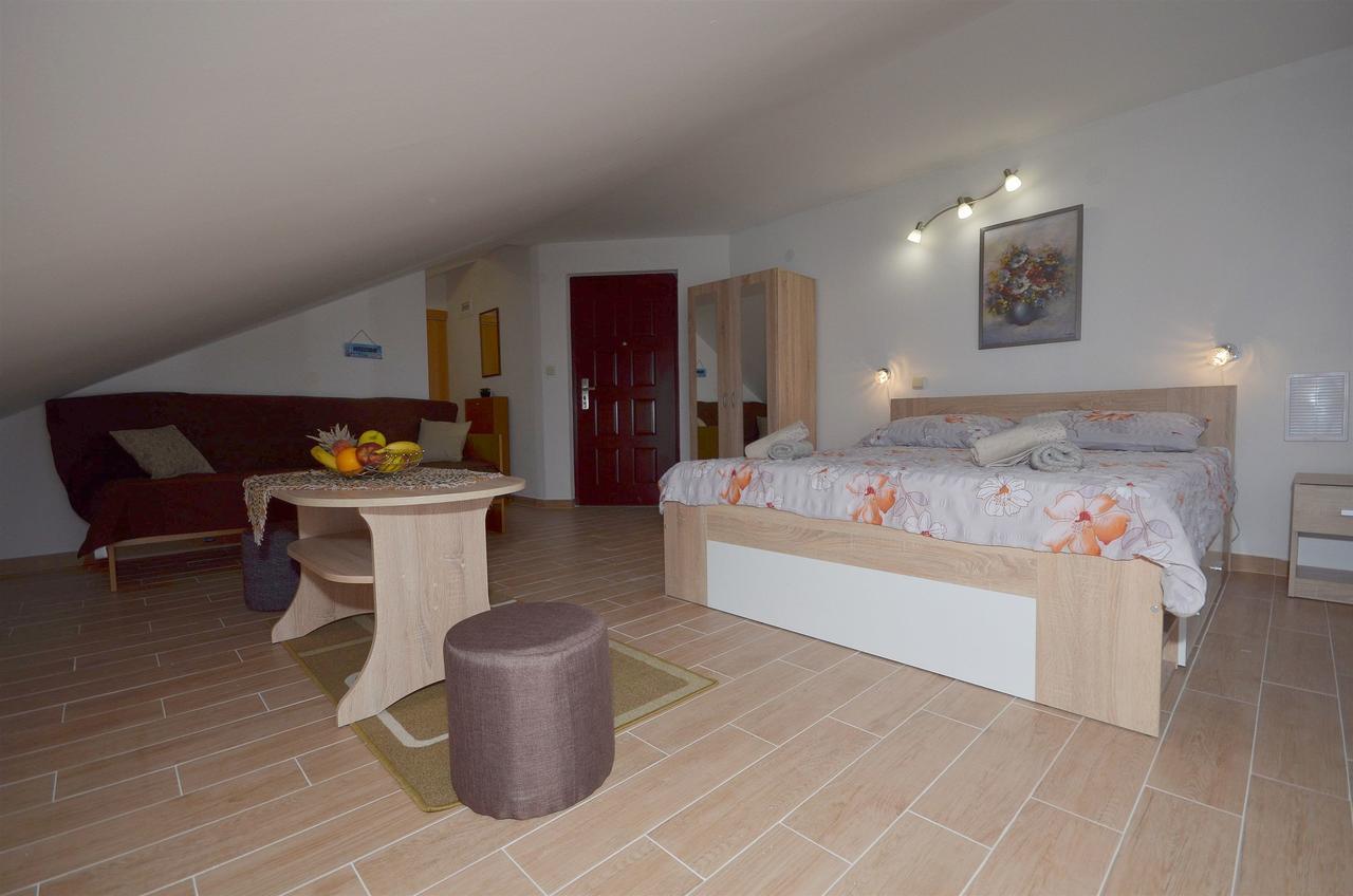 Katarina Apartment *